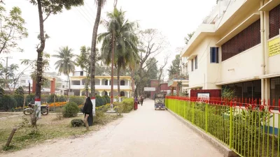 সুসজ্জিত শেরপুর উপজেলা স্বাস্থ্য কমপ্লেক্স | ছবি: ইত্তেফাক 