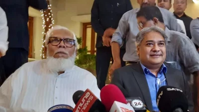 নৈশভোজ শেষে ব্রিফিংয়ে সালমান এফ রহমান