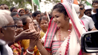 তৃণমূল প্রার্থী অভিনেত্রী সায়নী ঘোষ