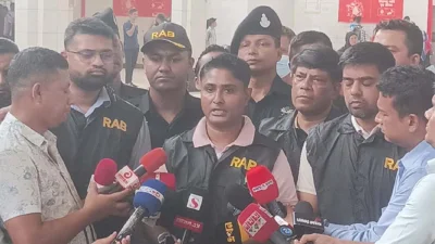  র&zwnj;্যাব-৩ এর সিও লেফটেন্যান্ট কর্নেল মো. ফিরোজ কবীর।