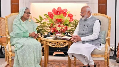 নয়াদিল্লির হায়দ্রাবাদ হাউসে দ্বিপাক্ষিক বৈঠকে বসেছেন প্রধানমন্ত্রী শেখ হাসিনা ও ভারতের প্রধানমন্ত্রী নরেন্দ্র মোদি