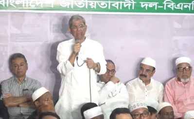 খালেদা জিয়ার সুস্থতার জন্য দোয়া চেয়ে কান্নায় ভেঙে পড়েন মির্জা ফখরুল ইসলাম আলমগীর। ছবি: ভিডিও থেকে নেওয়া