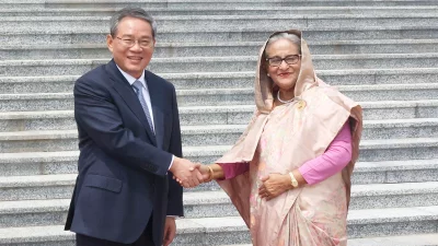 প্রধানমন্ত্রী শেখ হাসিনা এবং চীনের প্রধানমন্ত্রী লি কিয়াংয়