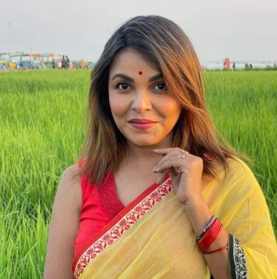 অভিনেত্রী, কন্ঠশিল্পী ও নির্মাতা মেহের আফরোজ শাওন