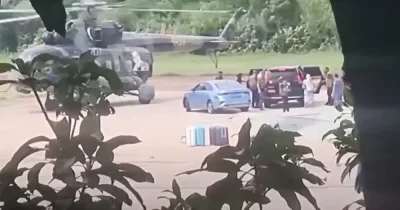 দেশত্যাগ করছেন শেখ হাসিনা
