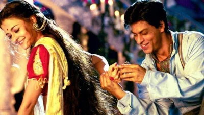 &lsquo;দেবদাস&rsquo; সিনেমার দৃশ্যে শাহরুখ খান ও ঐশ্বরিয়া রাই বচ্চন। ছবি- সংগৃহীত
