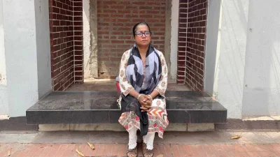 ধানমণ্ডি ৩২ নম্বরে অবস্থান নেন অভিনেত্রী রোকেয়া প্রাচী। ছবি- সংগৃহীত