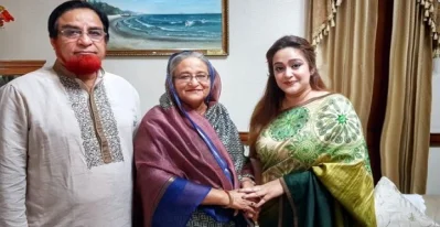 সাবেক প্রধান মন্ত্রী শেখ হাসিনা, সাবেক সংসদ সদস্য আ ক ম বাহাউদ্দিন ও মেয়ে সাবেক মেয়র ডা. তাহসীন বাহার সূচনা