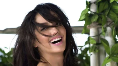মডেল ও অভিনেত্রী নোরা ফাতেহি। ছবি: সংগৃহীত