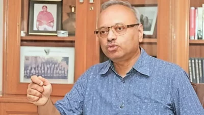 লন্ডন বিশ্ববিদ্যালয়ের স্কুল অব ওরিয়েন্টাল এন্ড আফ্রিকান স্টাডিজের অধ্যাপক মুশতাক খান। ছবি: সংগৃহীত
