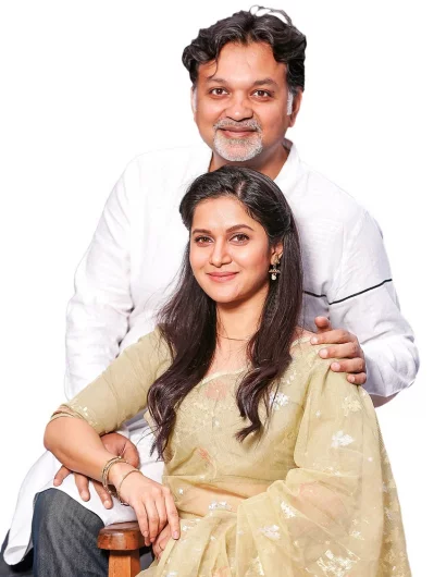 মিথিলা ও সৃজিত। ছবি: সংগৃহীত