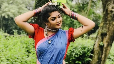অভিনেত্রী মৌসুমী হামিদ। ছবি: সংগৃহীত