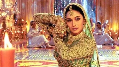 &lsquo;দেবদাস&rsquo; সিনেমায় মাধুরী দীক্ষিত। ছবি: সংগৃহীত