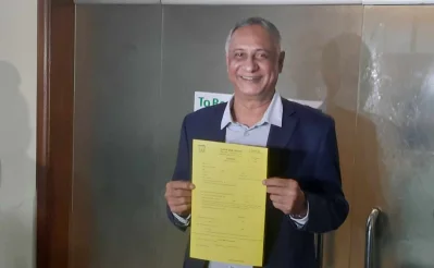 তাবিথ আওয়ালের পক্ষে ফরম সংগ্রহ করেন নোফেল স্পোর্টিং ক্লাবের সাধারণ সম্পাদক সাখাওয়াত হোসেন ভূঁইয়া শাহীন। 
