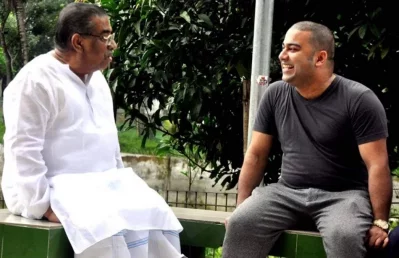 শেখ হাসিনার ফুফাতো ভাই আবুল হাসানাত আবদুল্লাহ (বামে)