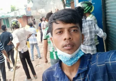 ছাত্র আন্দোলনে অংশ নিয়ে রায়হানের তোলা ছবি। ছবি: সংগৃহীত 