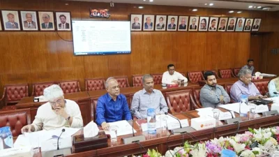 সচিবালয়ে স্বরাষ্ট্র মন্ত্রণালয়ের সম্মেলনকক্ষে আজ মঙ্গলবার আইনশৃঙ্খলা সংক্রান্ত উপদেষ্টা পরিষদ কমিটির সভা হয়। ছবি: সংগৃহীত