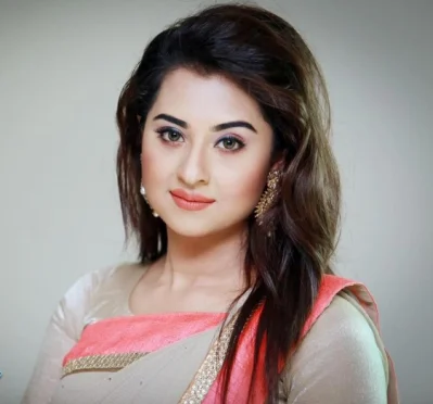 শবনম বুবলী। ছবি: সংগৃহীত
