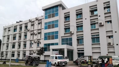 ভান্ডারিয়া উপজেলা স্বাস্থ্য কমপ্লেক্সে। ফাইল ছবি