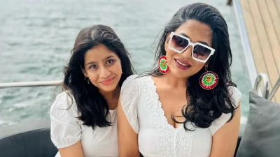মেয়ে সায়রার সঙ্গে বাঁধন। ছবি: সংগৃহীত
