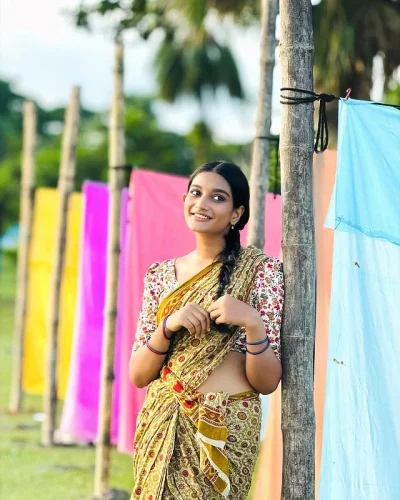 &lsquo;হাঁসের সালুন&rsquo;&ndash;এ নিদ্রা নেহা। ছবি: সংগৃহীত