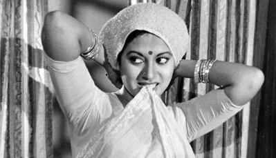রূপালী পর্দায় লাস্যময়ী ববিতা। ছবি: সংগৃহীত