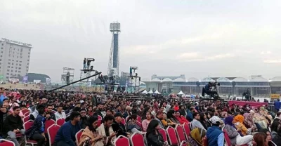 আর্মি স্টেডিয়াম চলে যায় তারুণ্যের দখলে। ছবি: সংগৃহীত