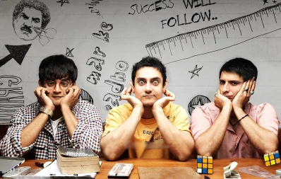 &lsquo;থ্রি ইডিয়টস&rsquo; সিনেমায় আমির খান, আর মাধবন এবং শর্মন যোশী। ছবি: সংগৃহীত