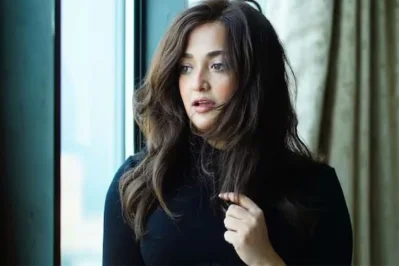 মোনালি ঠাকুর। ছবি: সংগৃহীত