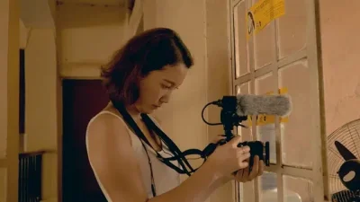 শুটিং করছেন শিওরি ইতো। ছবি: সংগৃহীত