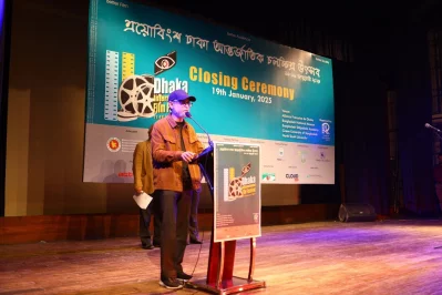 সমাপনী অনুষ্ঠানে প্রধান অতিথির বক্তব্য দিচ্ছেন সংস্কৃতি উপদেষ্টা মোস্তফা সরয়ার ফারুকী। ছবি: সংগৃহীত
