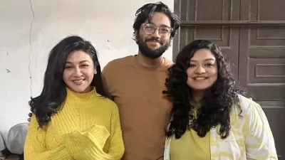 সংগীতশিল্পী প্রীতম হাসান ও এলিটা করিমের সাথে ফেসবুকে ছবি পোস্ট করে রোমাঞ্চকর কাজের আগাম বার্তা দেন জয়া আহসান। ছবি: সংগৃহীত