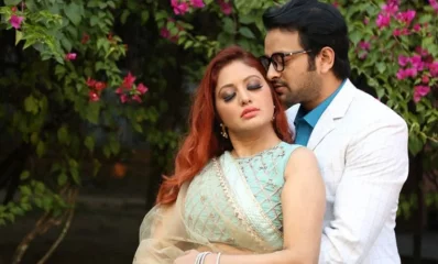 &lsquo;দায়মুক্তি&rsquo; সিনেমার দৃশ্যে সাইমন সাদিক ও সুস্মি রহমান। ছবি: সংগৃহীত