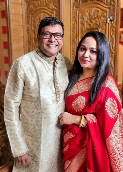 স্ত্রী শিপার সঙ্গে মিলন। ছবি: সংগৃহীত