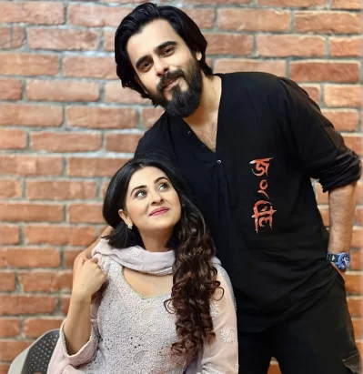 &lsquo;জংলি&rsquo; সিনেমার প্রচারণায় সিয়াম ও বুবলী। ছবি: সংগৃহীত
