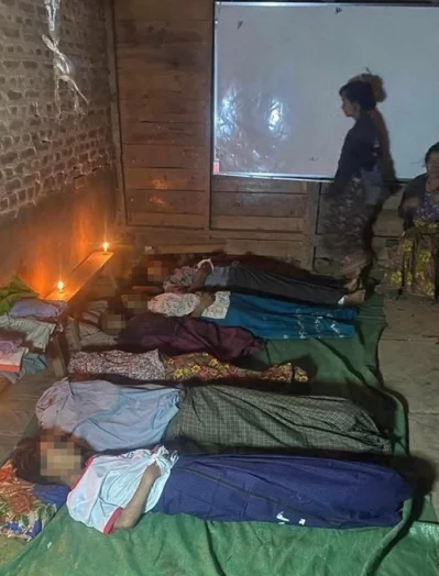 সাইজাং গ্রামে জান্তা বিমান হামলায় একটি পরিবারের ছয় সদস্য নিহত হয়েছেন। ছবি: সংগৃহীত