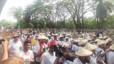 বর্ষবরণের আনন্দ শোভাযাত্রায় অংশ নিয়েছিল কৃষক শ্রেণির প্রতিনিধিরা। ছবি: সংগৃহীত