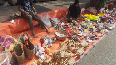 শিল্পকলা একাডেমি প্রাঙ্গণে আয়োজন করা হয়েছে বৈশাখী মেলার। ছবি: সংগৃহীত