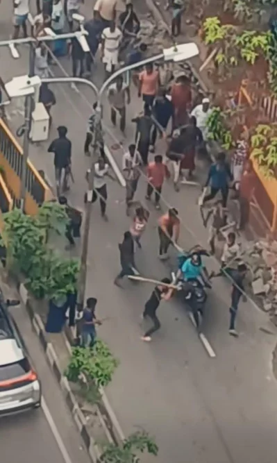 রক্ষা পাচ্ছে না বাইকাররা