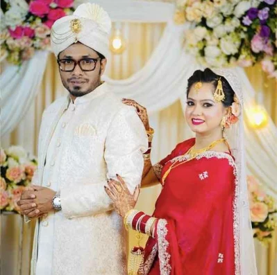 চলতি মাসেই বিবাহ বন্ধনে আবদ্ধ হন অভিনেতা জামিল হোসেন ও অভিনেত্রী মুনমুন আহমেদ মুন। ছবি: সংগৃহীত