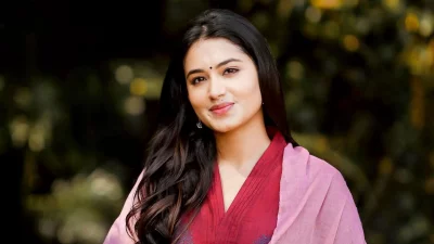 এবার মূলধারার বাণিজ্যিক সিনেমায় অভিষেক হতে চলেছে ছোট পর্দার অভিনেত্রী তাসনিয়া ফারিণের। ছবি: সংগৃহীত