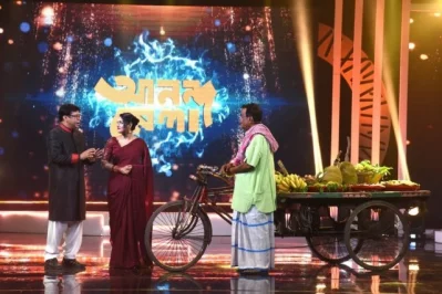 নাটিকা পর্বে দুই উপস্থাপক তিশা আর ইন্তেখাব দিনারের সঙ্গে অভিনেতা সোহেল খান। ছবি: সংগৃহীত