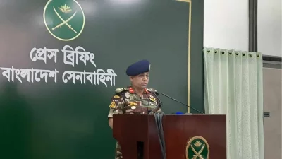 প্রেস ব্রিফিংয়ে কথা বলছেন সামরিক অপারেশন পরিদপ্তরের কর্নেল স্টাফ কর্নেল মোহাম্মদ শফিকুল ইসলাম। ছবি: সংগৃহীত