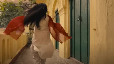 ‘গুলবাহার’ গানের দৃশ্য। ছবি: ভিডিও থেকে