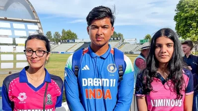 14 বছর বয়সী বৈভব প্রচারণার পথে