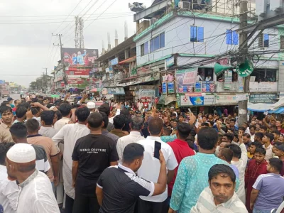 চকরিয়ায় এনসিপির পথসভার মঞ্চ ভাঙচুরের বিএনপির নেতা-কর্মীদের বিরুদ্ধে