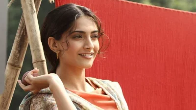 &lsquo;ভাগ মিলখা ভাগ&rsquo; সিনেমায় সোনম কাপুর। ছবি: সংগৃহীত