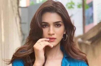 ভারতীয় অভিনেত্রী কৃতি শ্যানন