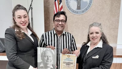 &lsquo;বেস্ট হিউম্যানিটারিয়ান অ্যাওয়ার্ড ২০২৫&rsquo; পেলেন অভিনেতা আনিসুর রহমান মিলন। ছবি: সংগৃহীত