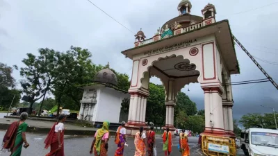 শতাব্দী প্রাচীন মঞ্জুনাথ স্বামীর মন্দিরটি প্রতিদিন হাজার হাজার তীর্থযাত্রীকে আকর্ষণ করে। ছবি: সংগৃহীত
